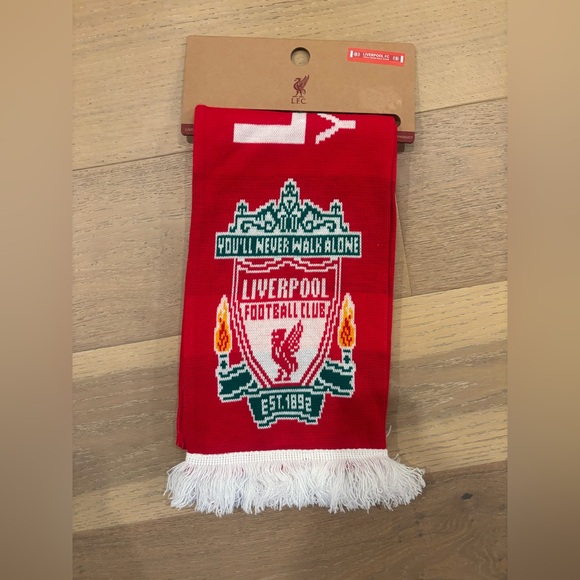 Liverpool FC Crest Scarf Officially Licensed Red and White Supporter futbol NWT - Picture 4 of 9